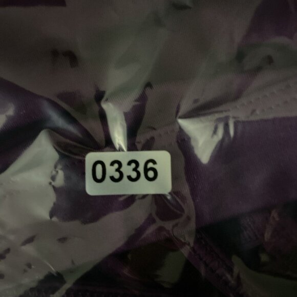 Victoria’s Secret Sport Lilac Racerback Back Sports Bra Sz L No Padding Gym Yoga - Picture 9 of 9